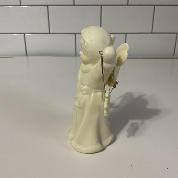 Kirkland Holiday Traditions Ceramic Snow Angel Figurine - Picture 5 of 7